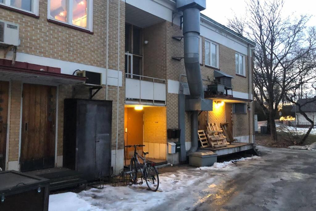 Yksioe 1 Km Jokirannasta Foeriltae/ 2 Km Torilta Apartment